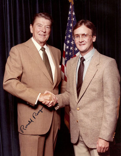 R. Geoffrey Blackburn with President Reagan